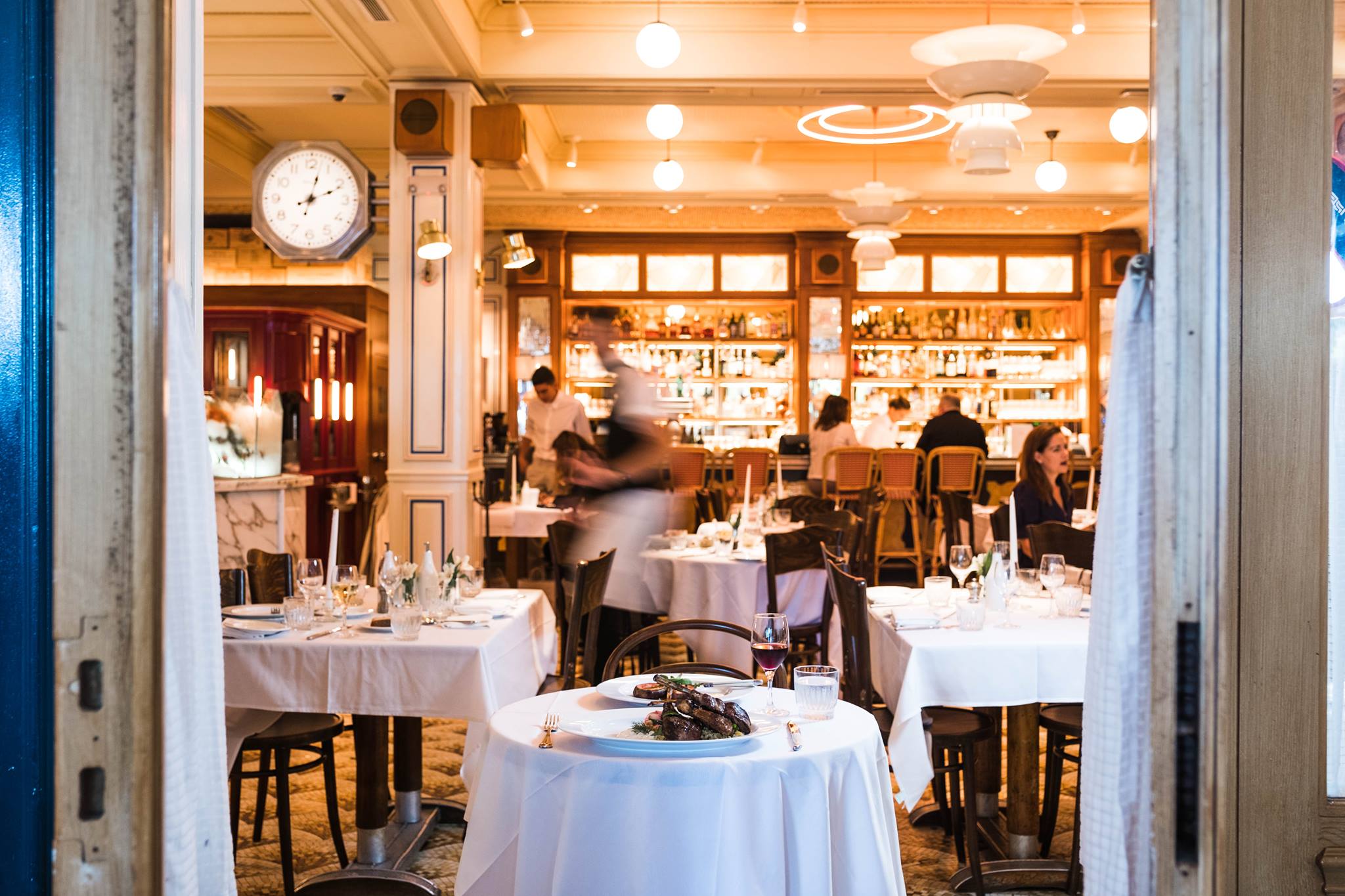Le Zoo Debuts A Fresh New Menu And Look For The Season Digest Miami 